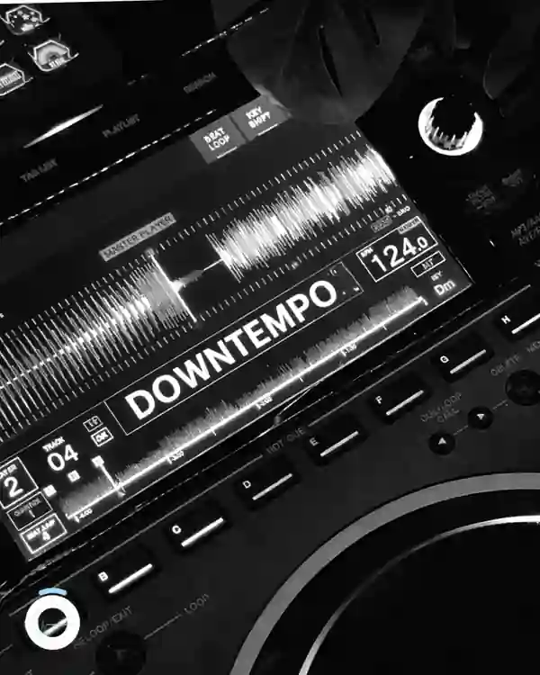 Lounge FM - Hilo musical libre de derechos para negocios Playlist de hilo musical sin SGAE: Lounge FM - Ondeón